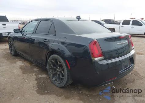 2018 Chrysler 300 300S z USA, uszkodzony, nr VIN 2C3CCABG5JH278088